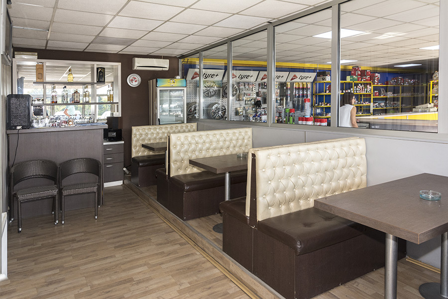 kafe Maj Auto fotografija